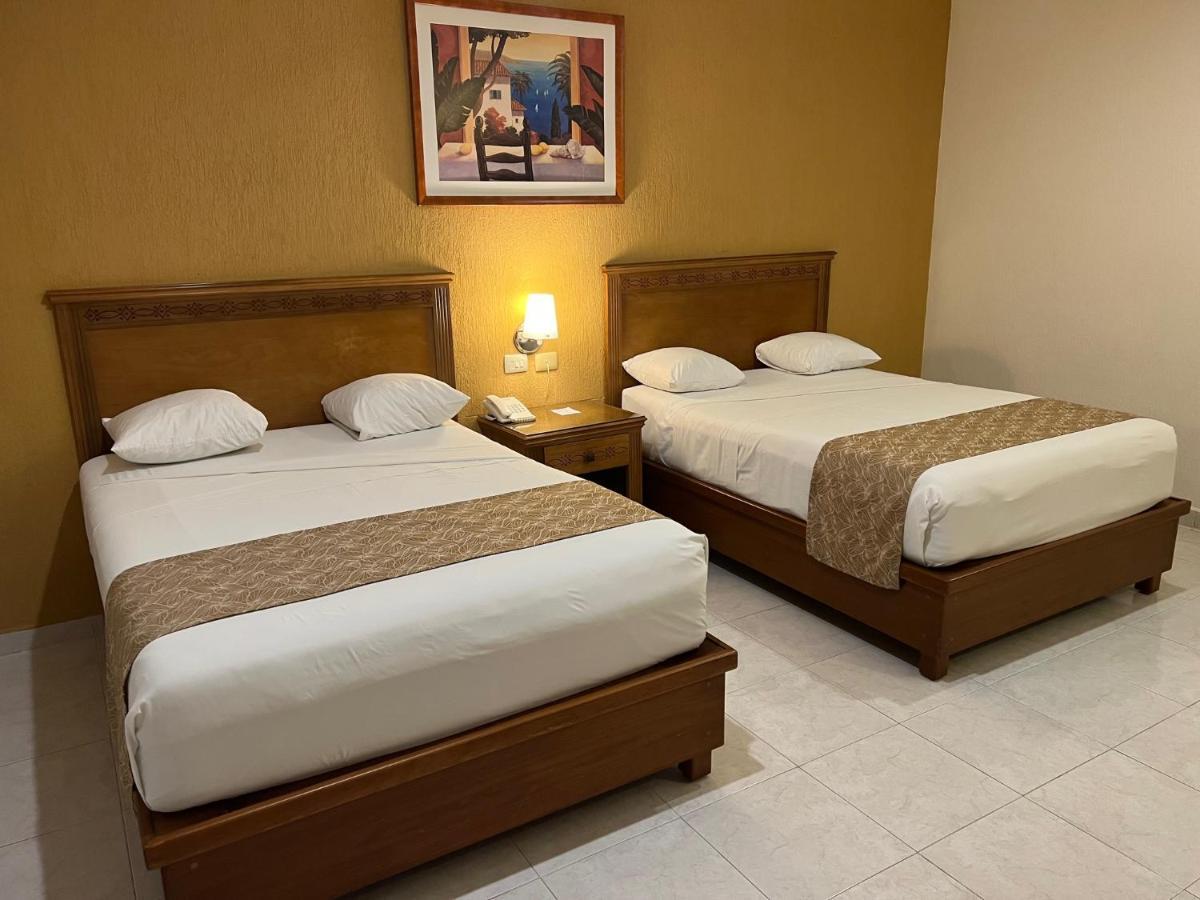 Tecnohotel Mérida Norte Extérieur photo