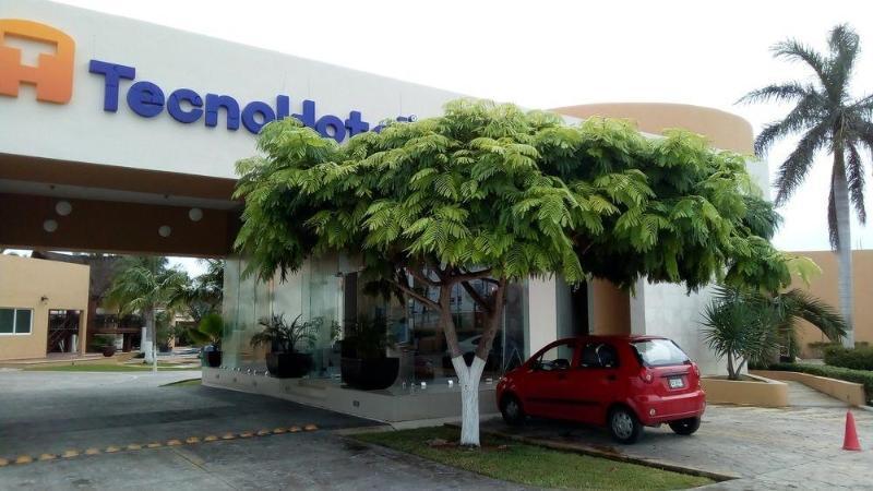 Tecnohotel Mérida Norte Extérieur photo